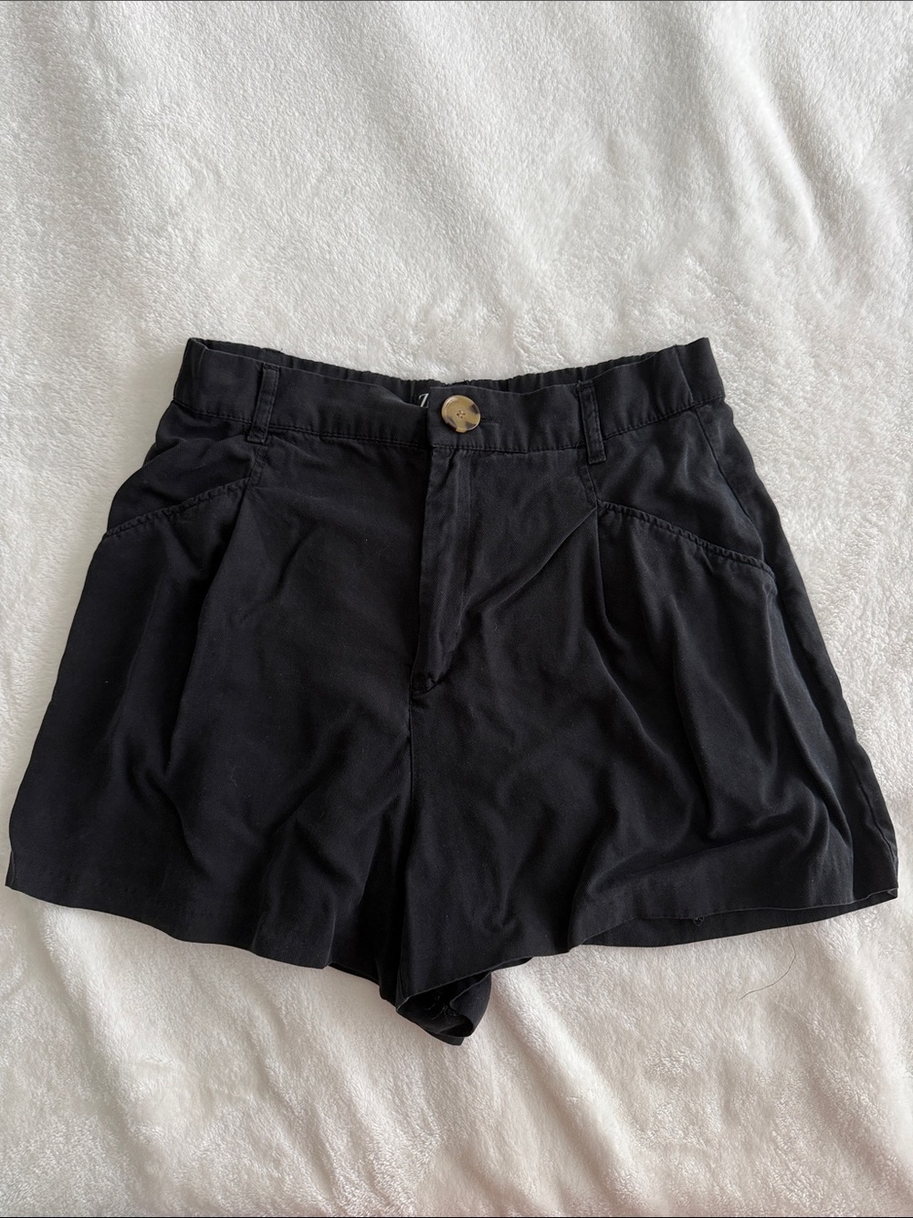 Zara Black High-Waist Shorts